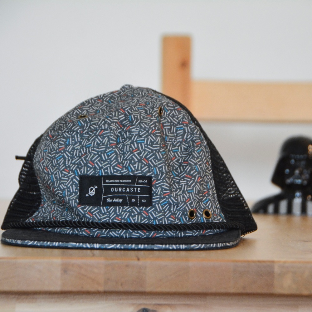 Pattern Hat - Picture 1 of 2